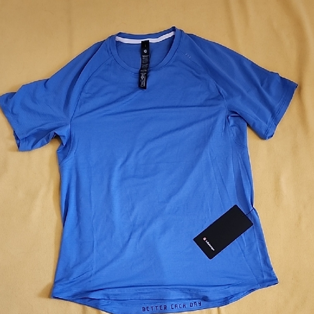 lululemon athletica Men’s Short Sleeve Performance Tee - Royal Blue